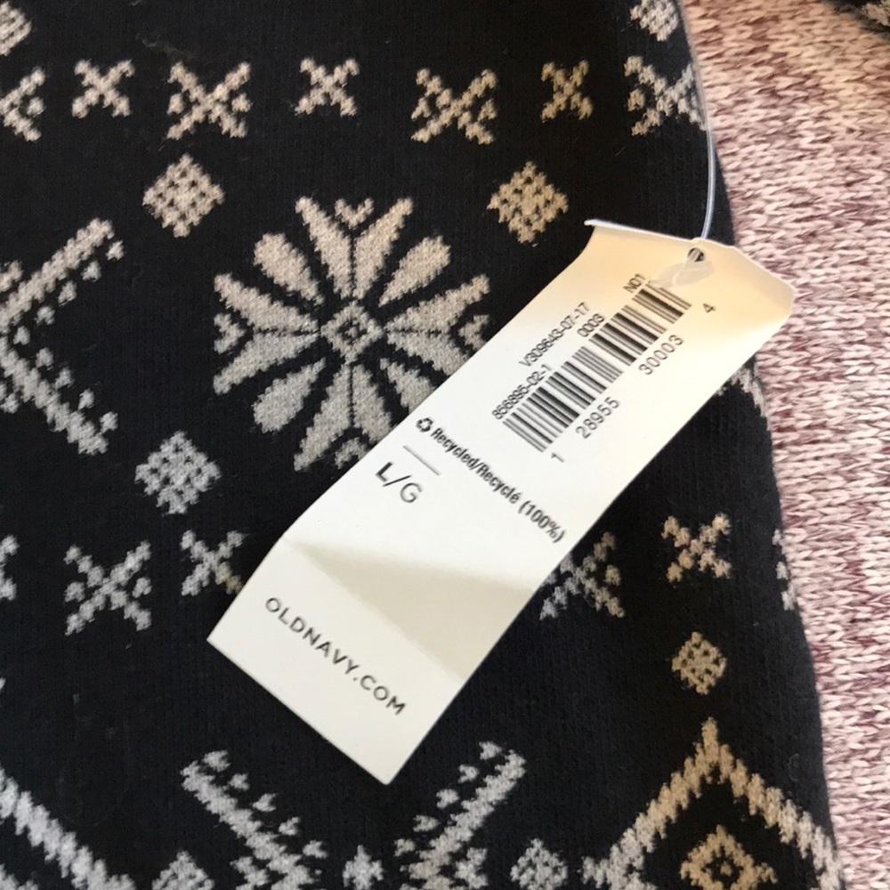 Girls 10/12. Old navy sweatshirt. NWT. - Picture 3 of 4